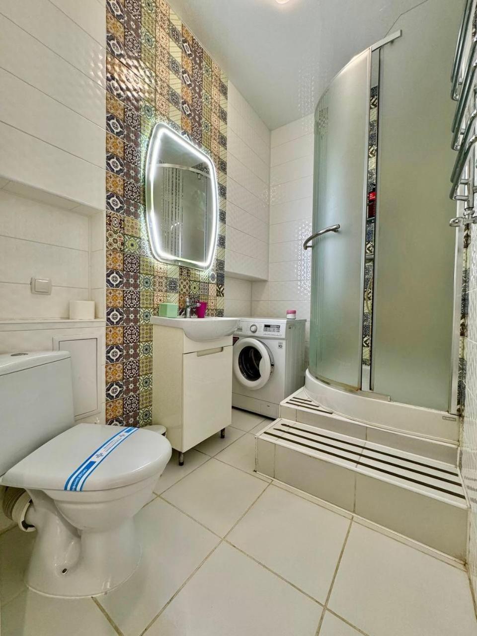 Apartpoltava Ексклюзивна Мансарда З Виходом На Дах, Новобудова, Led Дзеркало Корпусний Парк Bagian luar foto