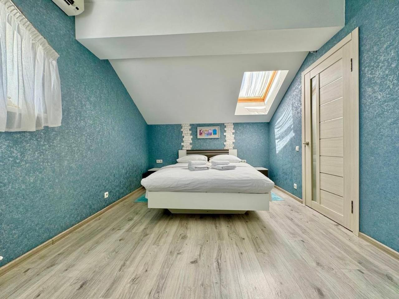 Apartpoltava Ексклюзивна Мансарда З Виходом На Дах, Новобудова, Led Дзеркало Корпусний Парк Bagian luar foto